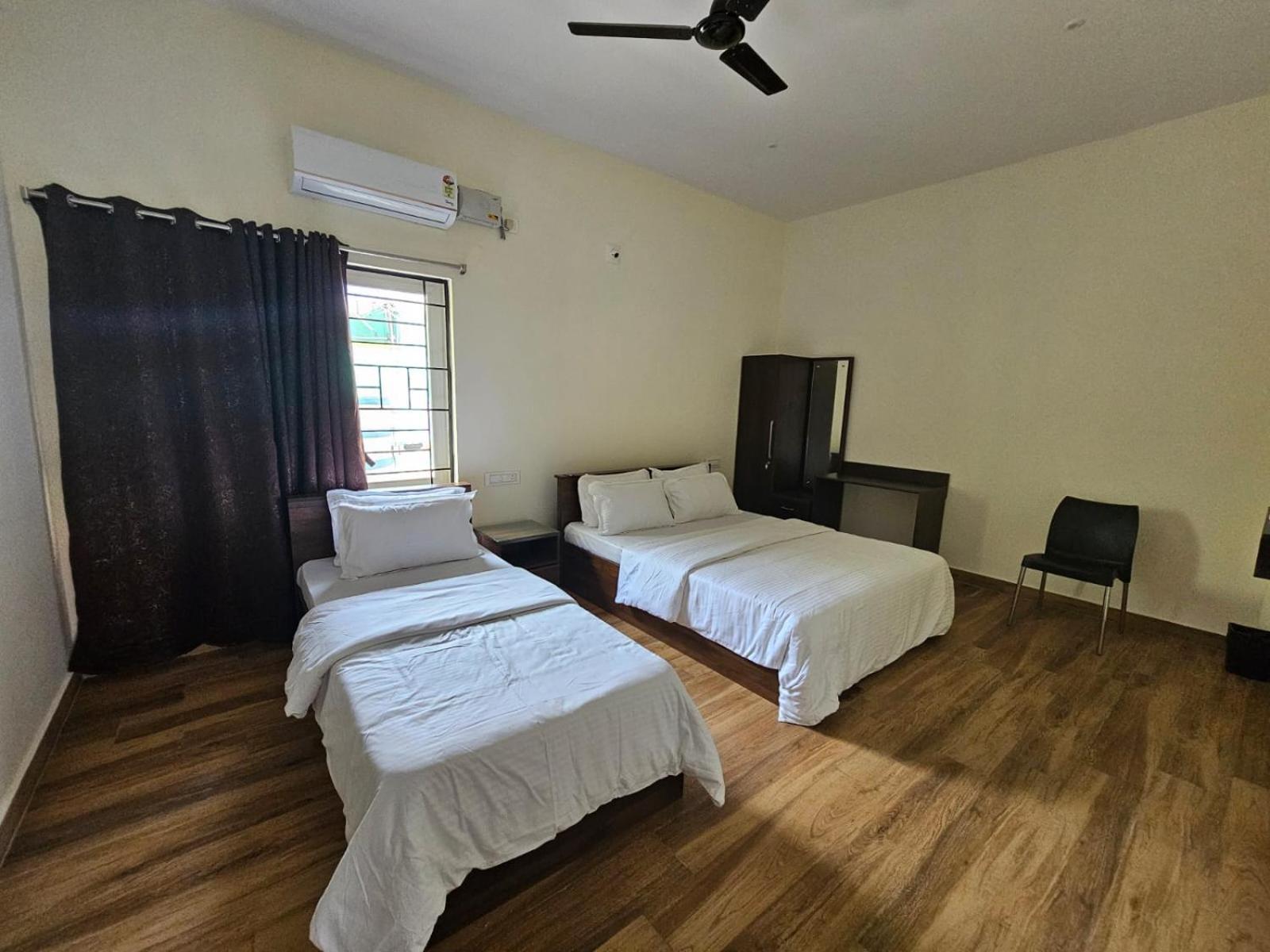 Bed and Breakfast The Nest à Bhubaneswar Extérieur photo