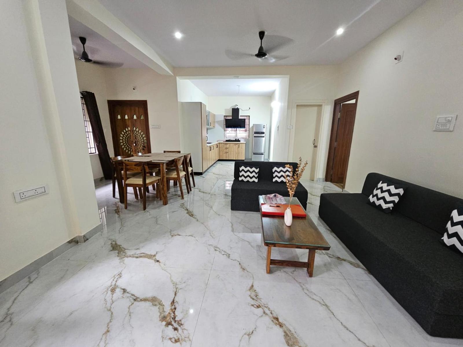 Bed and Breakfast The Nest à Bhubaneswar Extérieur photo